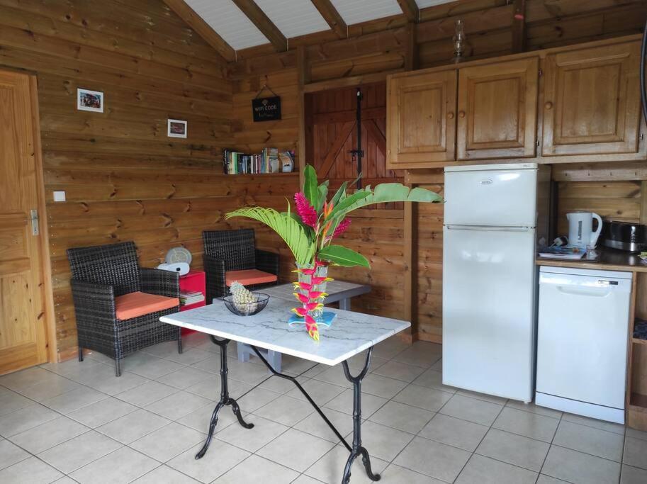 Le Tri Haut De Bellevue - Bungalow Heliconia Pointe-Noire Ngoại thất bức ảnh